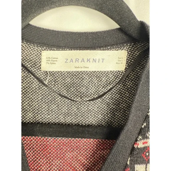 Zara‎ Knit Cardigan Sweater Fair Isle Pattern Button Front Gray Size M - Picture 3 of 3